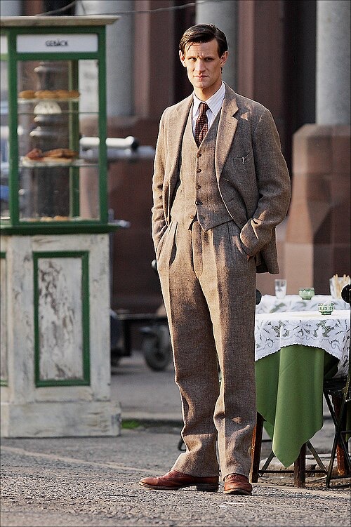 Formal Wear clue photograph